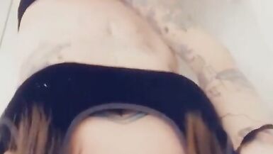 Sexy Gym Bunny Wants To Play - 14 image