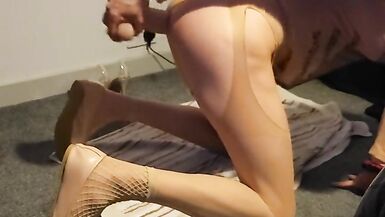 Cindy take 18 inch dildo all the way in chastity - 12 image