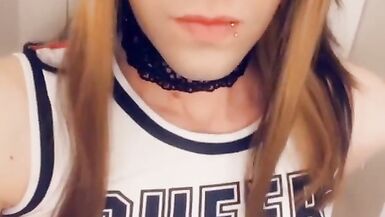 Beautiful Cheerleader Wants To Get Dicked Down - 5 image