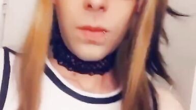 Beautiful Cheerleader Wants To Get Dicked Down - 7 image