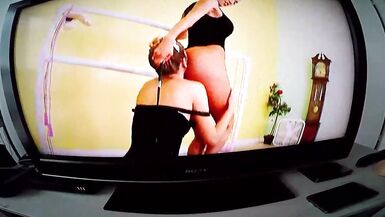 Shemale sucking amateur shemale - 15 image