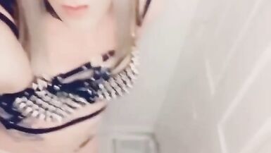 Alternative Punk Rock Girl Wants To Get Dicked Down - 2 image