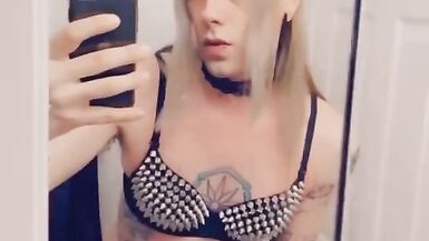 Alternative Girl Fingering Herself - 5 image