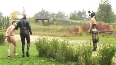 Slavinia alias Thao in pony play - 3 image