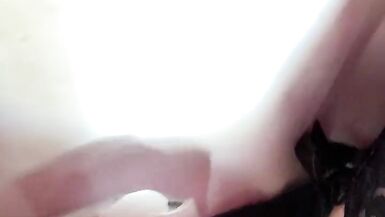 A try to cum, while doing some ass play - 11 image