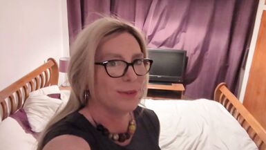 Smooth and sexy - 1 image