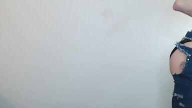 hot cross dressing body - 9 image