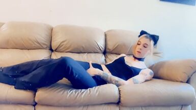 Sexy Cat Girl in Tight Leggings Likes to Play - 12 image