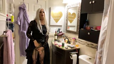 Emo Crossdresser Puts on Buttplug and Jerks Off - 1 image