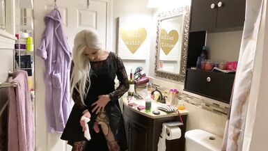 Emo Crossdresser Puts on Buttplug and Jerks Off - 15 image