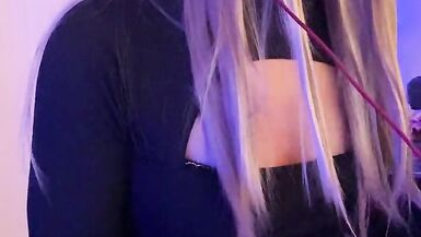 Crossdressing Gamer Jerks Off - 13 image