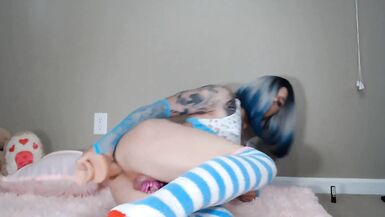 Sissy Jazzie has her first sissygasm , plays with lollipops in her ass, anal gapes - 6 image