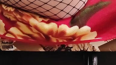 sissy faggot plays with her hole with big toys - 4 image