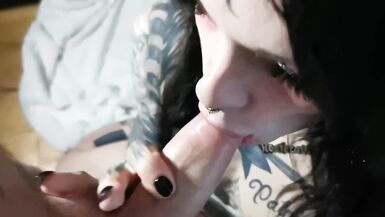 Tattooed goth ts bunny blowjob (more on of) - 14 image