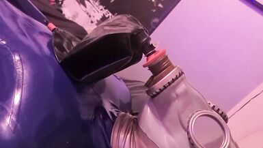 breathplay with gasmask - 2 image