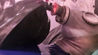 breathplay with gasmask - 3 image