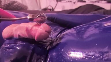 breathplay with gasmask - 9 image