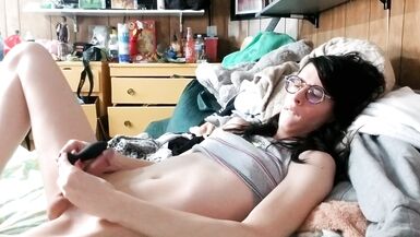 Cumming alot all over myself - 8 image