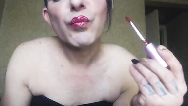 Eva: The Lipstick Diva Ep. 1 Smoke and Chat - 2 image