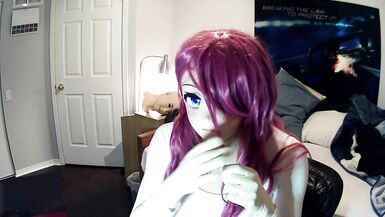 Miki & Celli Pt1! Kigurumi doll Miki shows you her zentai covered body! Under she is fully rubber! - 5 image