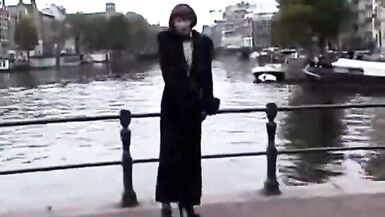 exhibitionist in amsterdam - 5 image