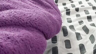 My Boyfriend Films My Ass In The Morning In My Bed - 3 image