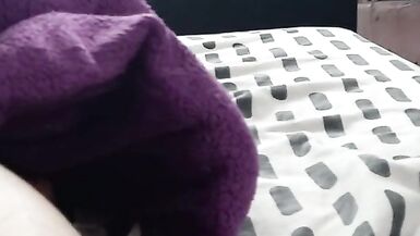 My Boyfriend Films My Ass In The Morning In My Bed - 4 image