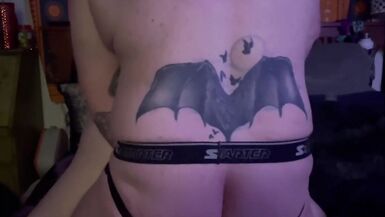 Hot Goth Babe Gets Fucked Doggy Style & Transman Hubby Fingers Her Pussy While She Used Clit Suction - 11 image