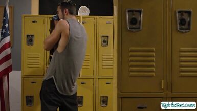 Busty tbabe Jexxxica Blake anal barebacked in the locker room - 4 image