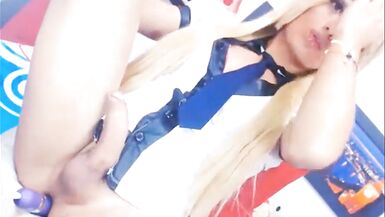 Blonde trap slut playing on cam with her cock - 2 image