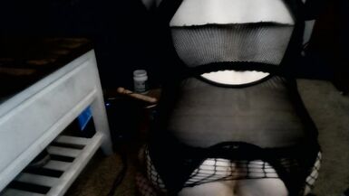 Femboy shakes fat ass before using fucking machine - 12 image