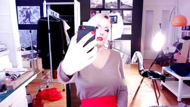 Jerking off to stay hard behind the scenes - 2 image