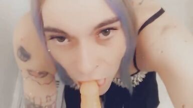 Pretty Punk Rocker Loves Sex - 6 image