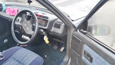 Tranny gilf starting and driving an ancient peugeot 205 diesel sfw NOT PORN - 6 image