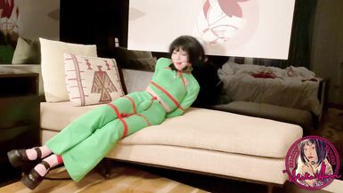 Selfbondage & struggle in green tracksuit and pants - 11 image