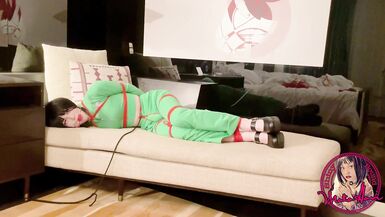 Selfbondage & struggle in green tracksuit and pants - 6 image