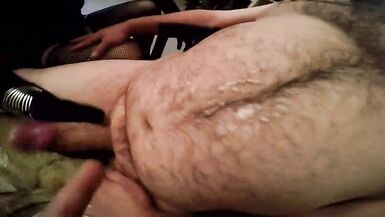 Two shemales make jerk hairy sub