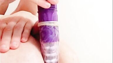 Erika Oak Cums Over Ass - 9 image