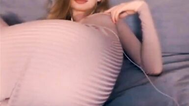 Petite tranny amateur jerking off - 5 image