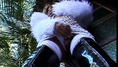 Blonde tranny with nice round ass gets fucked doggy style - 1 image