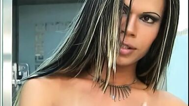 Guy fucks tranny in the ass in the shower