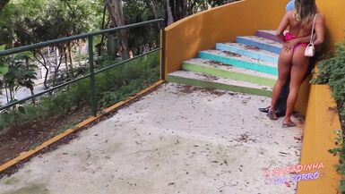 I met a pervert in the square and gave my asshole in public on the stairs - Dogging - Public