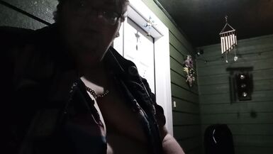 fat ftm smokes and eats outside