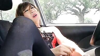 Sissy slut Bess fucks herself and cums big in the mall parking lot - 13 image