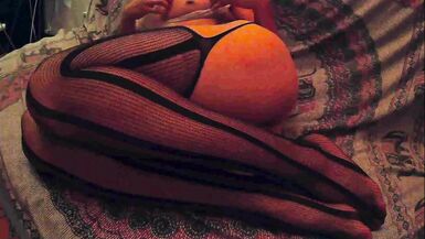 Tit and Feet massage. Shani is feeling sexy while she dildoes her ass - 3 image