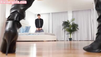 Trans babe in thongs and boots barebacked in the bed - 7 image