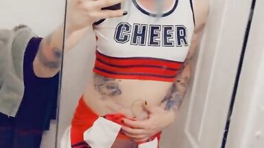 Hot Cheerleader Wants the Team To Fuck Her - 15 image