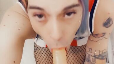 Hot Cheerleader Wants the Team To Fuck Her - 3 image