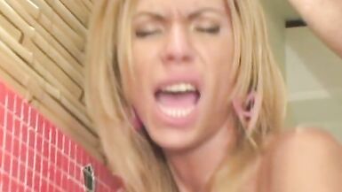 Blond lady boy sucks a big hard cock at the sofa