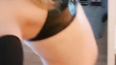 The Little Sissy at Boss II - 4 image